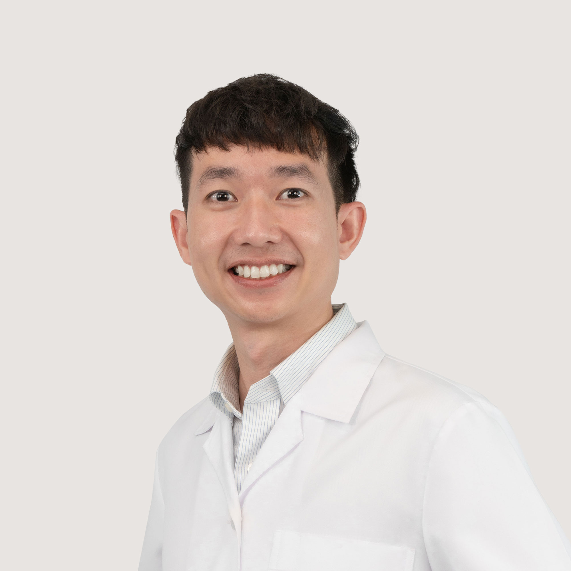 นพ. ธัชพงศ์ โปกุล